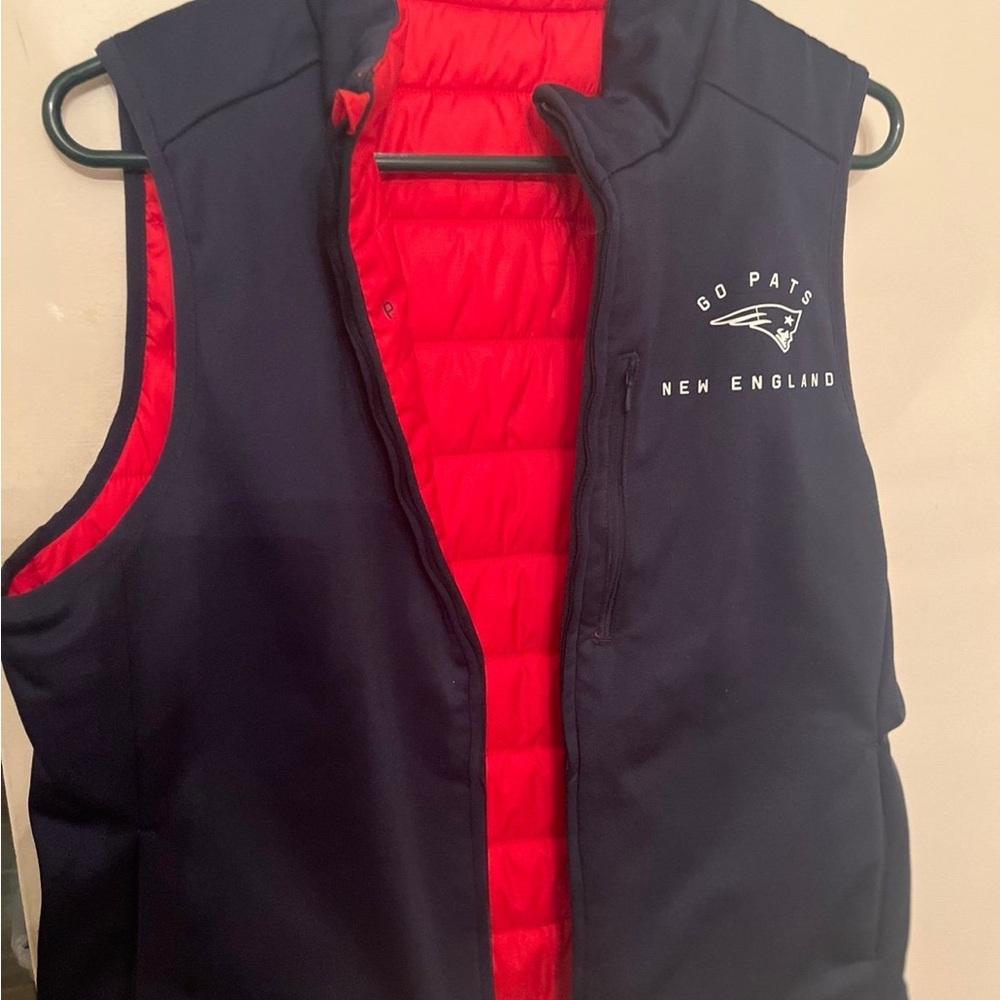Nike Navy and Red Women's Vest
